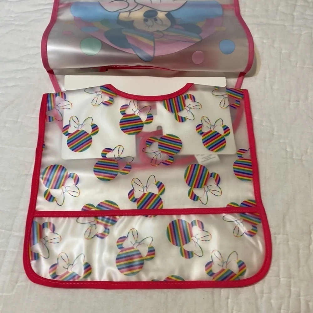 NEW Disney Jr Minnie Mouse 2 pk Toddler Bibs Crumb 6M+ Water Resistant BB014